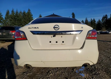 2015 Nissan Altima 2.5 from USA, damaged, VIN 1N4AL3AP6FC287897